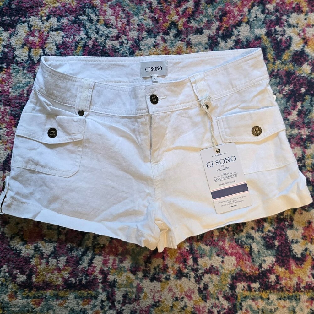 Ci Sono by Cavalini white linen shorts